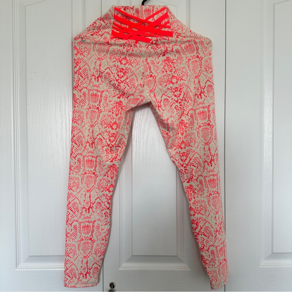 Boost Powerhold High Waisted 7/8 Leggings